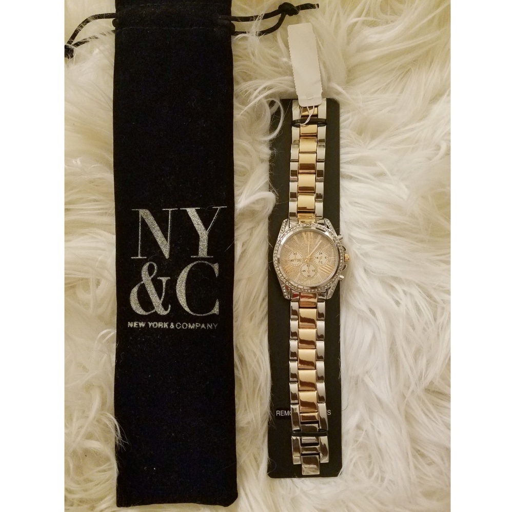 New York and Company Watch